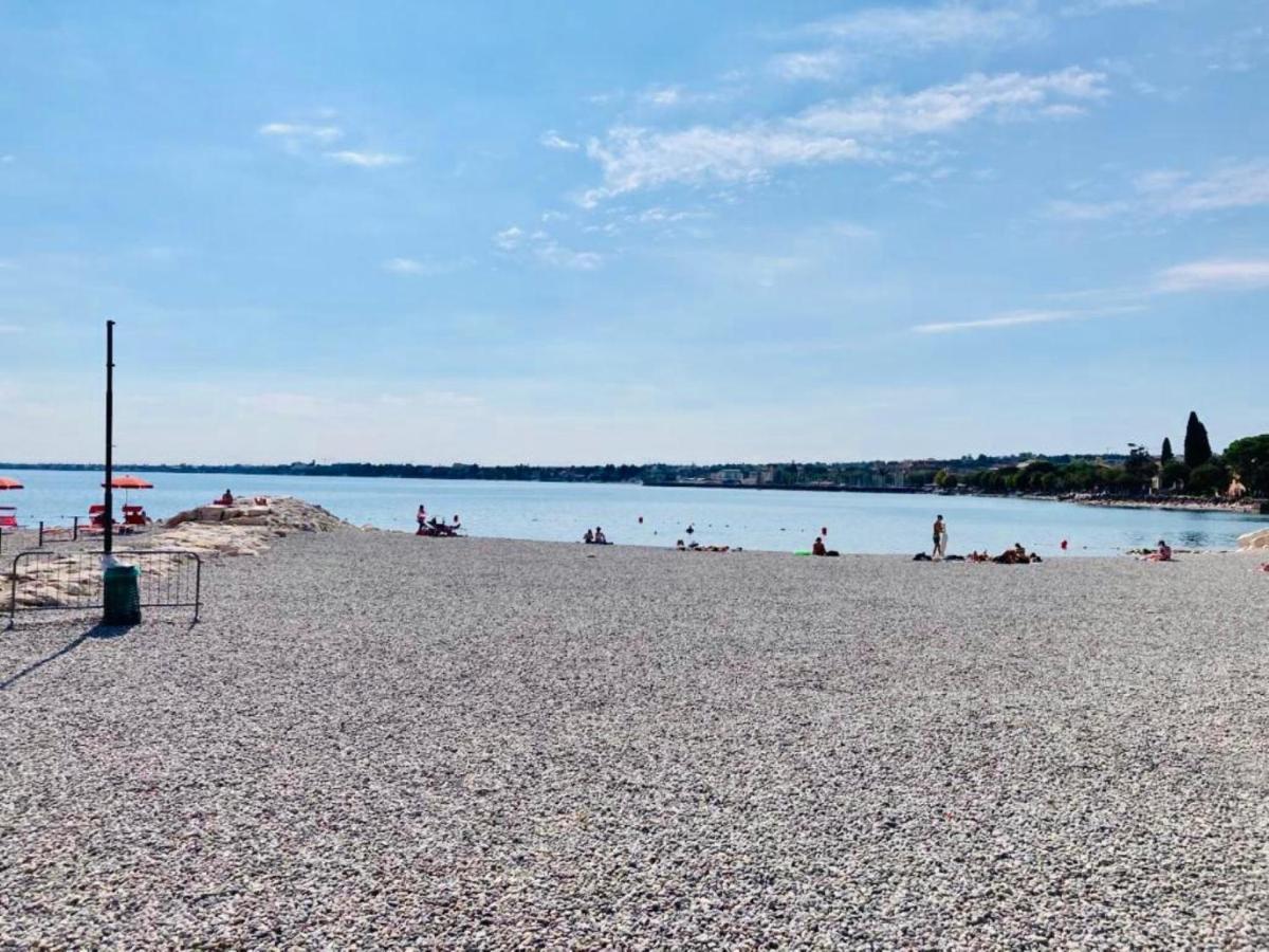 Appartamento Anna Sul Lago Di Garda - Citycenter Desenzano Del Garda Zewnętrze zdjęcie